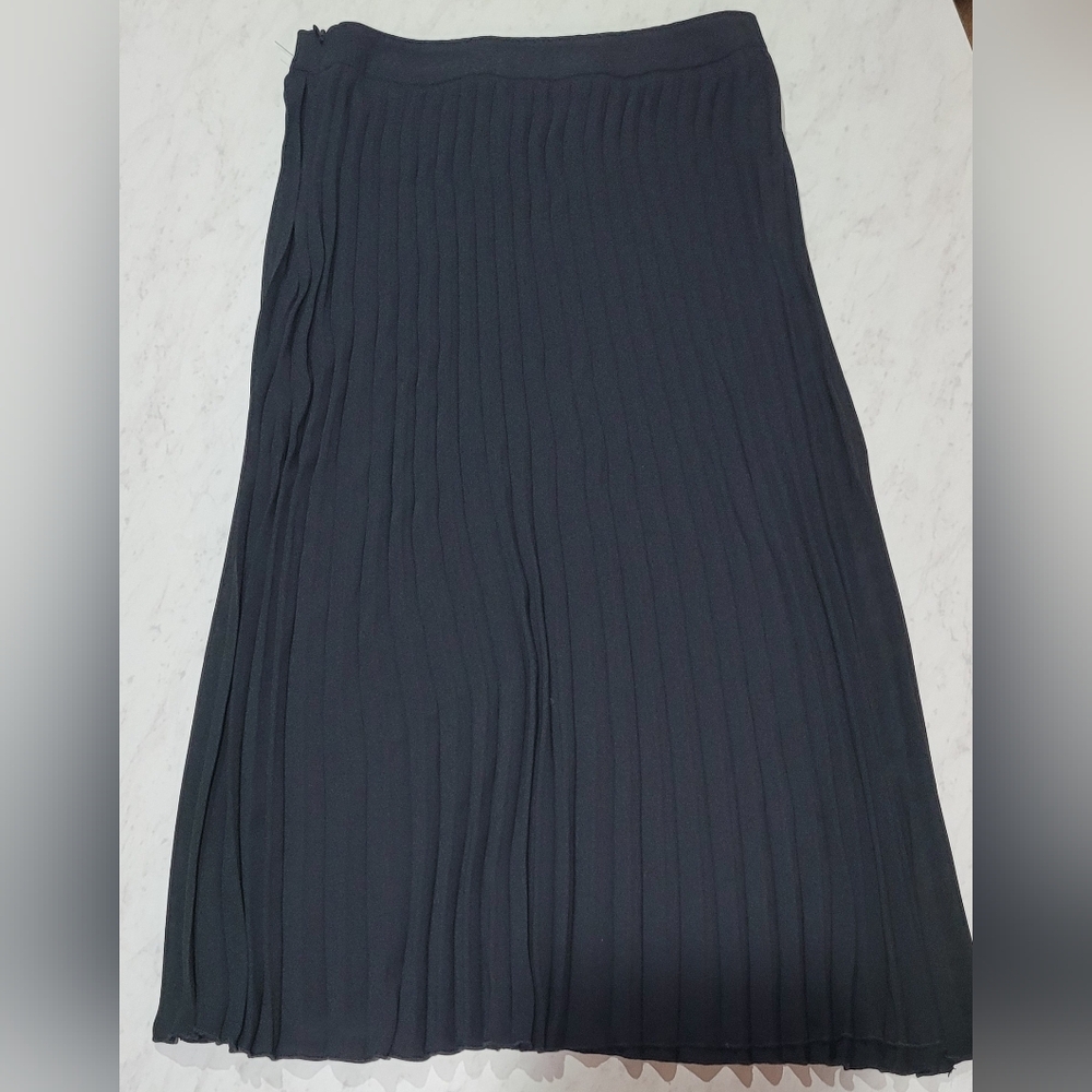 SHEIN Black A-Line Pleated Skirt